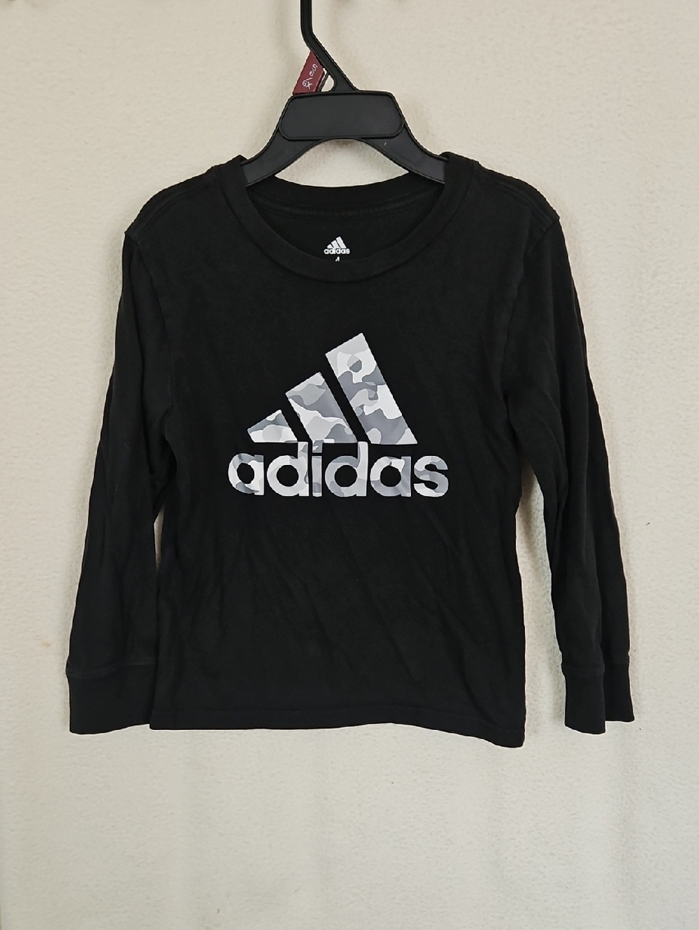 adidas Black Long-Sleeve Tee with Gray Camo Logo